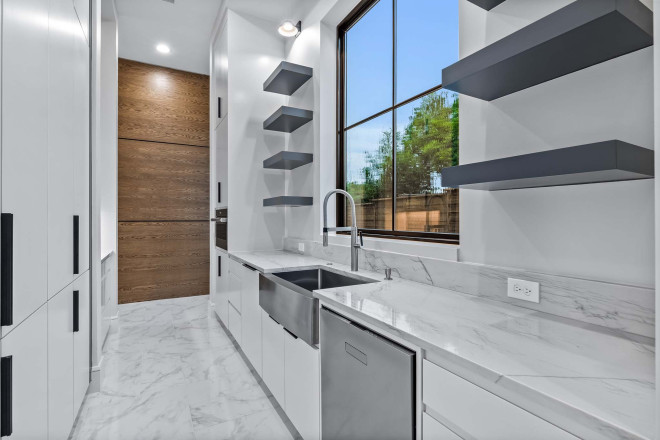 Desco Fine Homes is a high performance custom home builder in North Texas. We build custom homes in Dallas, Plano, Preston Hollow, Lakewood, M-Streets.