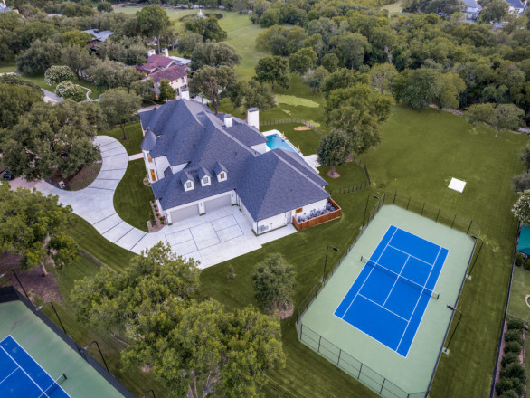 Beautiful Custom Home by Desco Fine Homes in Plano, TX 75093