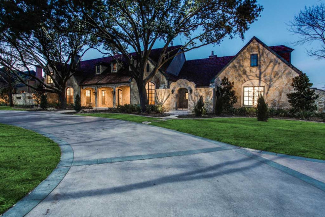 Desco Fine Homes completes an incredible home remodel in the Preston Hollow area of Dallas, Texas. The staircase in the master closet in this home was featured on Houzz!