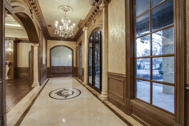 Desco Fine Homes completes an incredible home remodel in the Preston Hollow area of Dallas, Texas. The staircase in the master closet in this home was featured on Houzz!