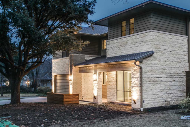 This custom built Modern Transitional, brought to you by Desco Fine Homes, SOLD in CASA LOMA – LAKEWOOD AREA OF DALLAS, TX!