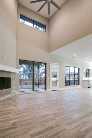 This custom built Modern Transitional, brought to you by Desco Fine Homes, SOLD in CASA LOMA – LAKEWOOD AREA OF DALLAS, TX!