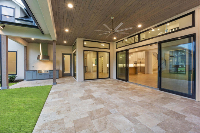 Desco Fine Homes is a high performance custom home builder in North Texas. We build custom homes in Dallas, Preston Hollow.