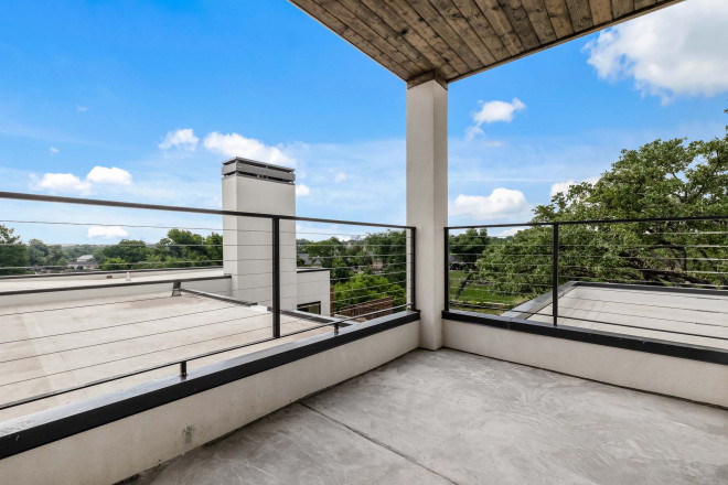 Desco Fine Homes is a high performance custom home builder in North Texas. We build custom homes in Dallas, Plano, Preston Hollow, Lakewood, M-Streets.