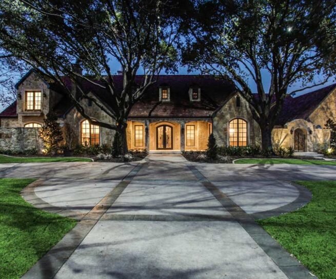 Desco Fine Homes completes an incredible home remodel in the Preston Hollow area of Dallas, Texas. The staircase in the master closet in this home was featured on Houzz!