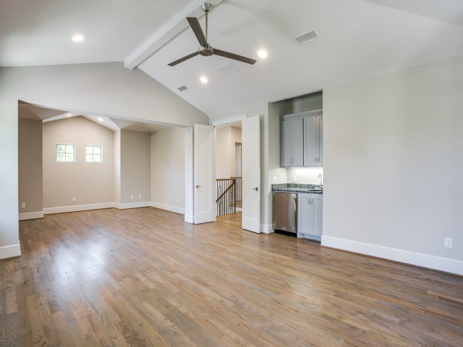 Craftsman style home in Lakewood Dallas, by custom homebuilder, Desco Custom Homes. 972-381-8995