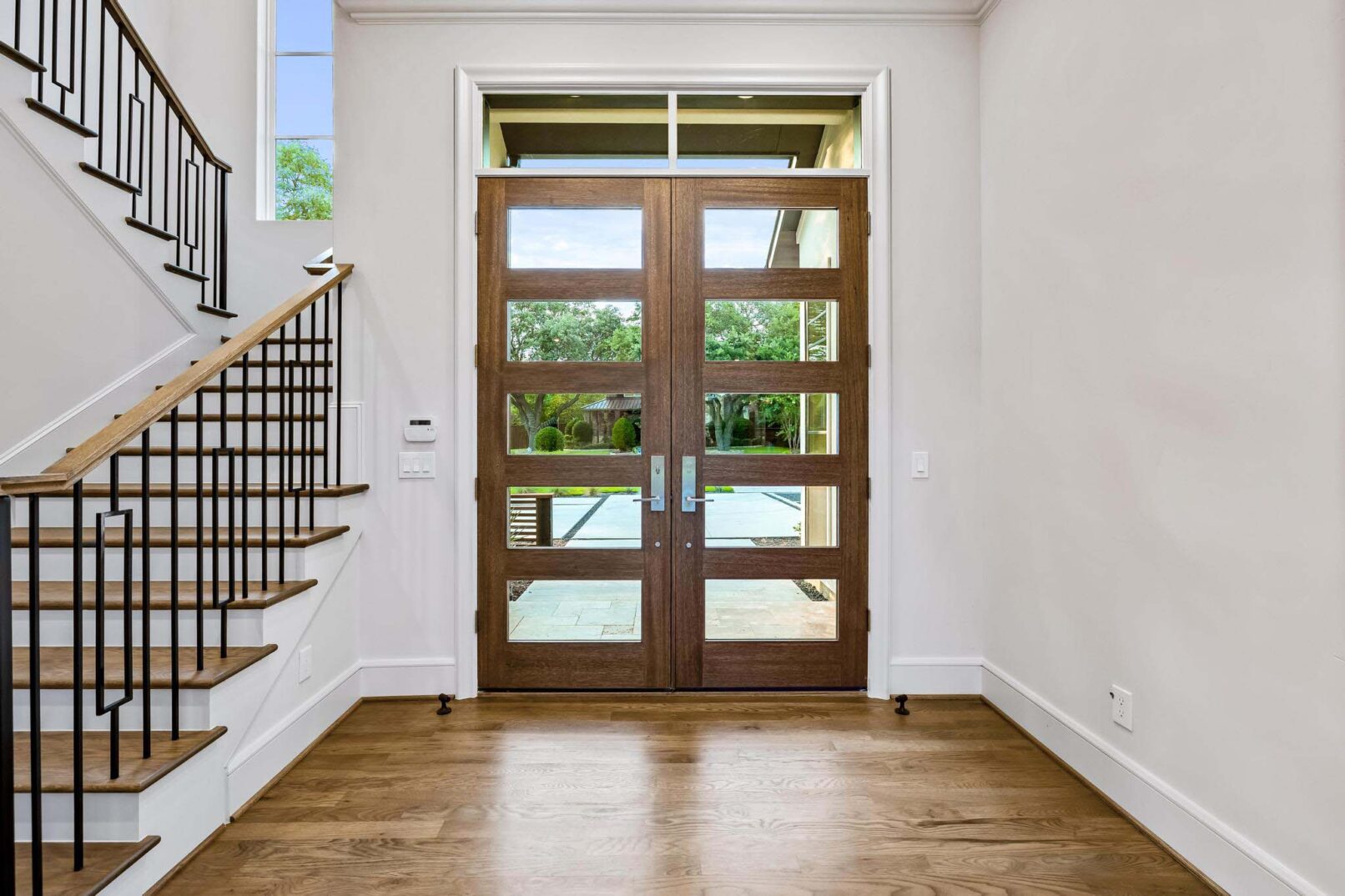 Desco Fine Homes is a high performance custom home builder in North Texas. We build custom homes in Dallas, Plano, Preston Hollow, Lakewood, M-Streets.