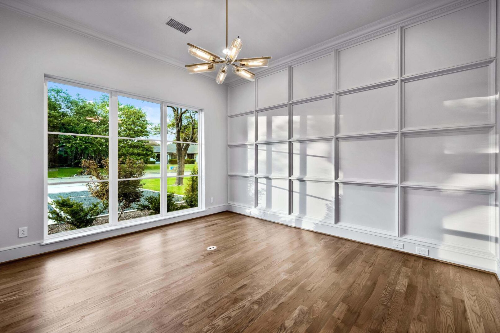 Desco Fine Homes is a high performance custom home builder in North Texas. We build custom homes in Dallas, Plano, Preston Hollow, Lakewood, M-Streets.