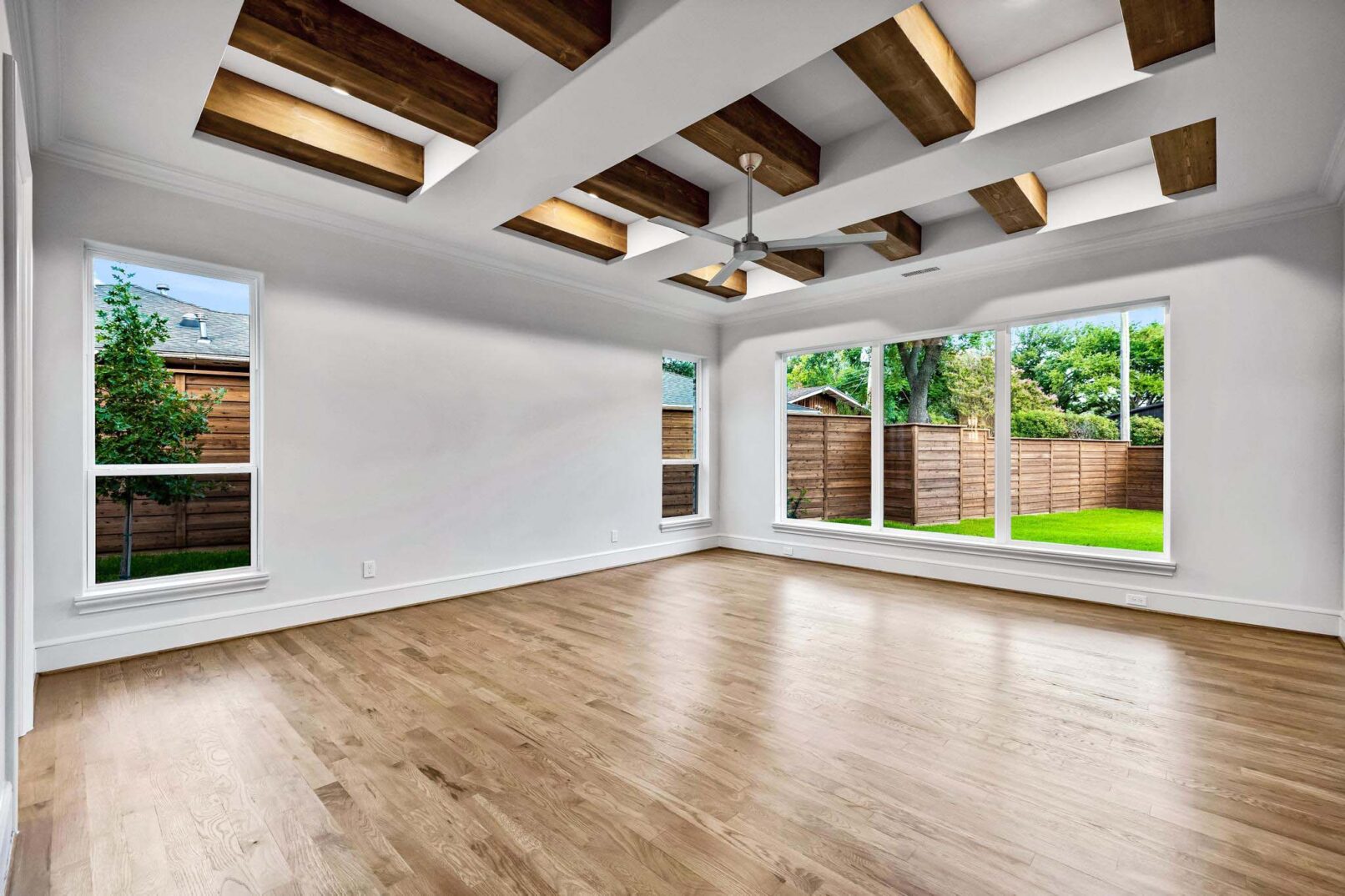 Desco Fine Homes is a high performance custom home builder in North Texas. We build custom homes in Dallas, Plano, Preston Hollow, Lakewood, M-Streets.