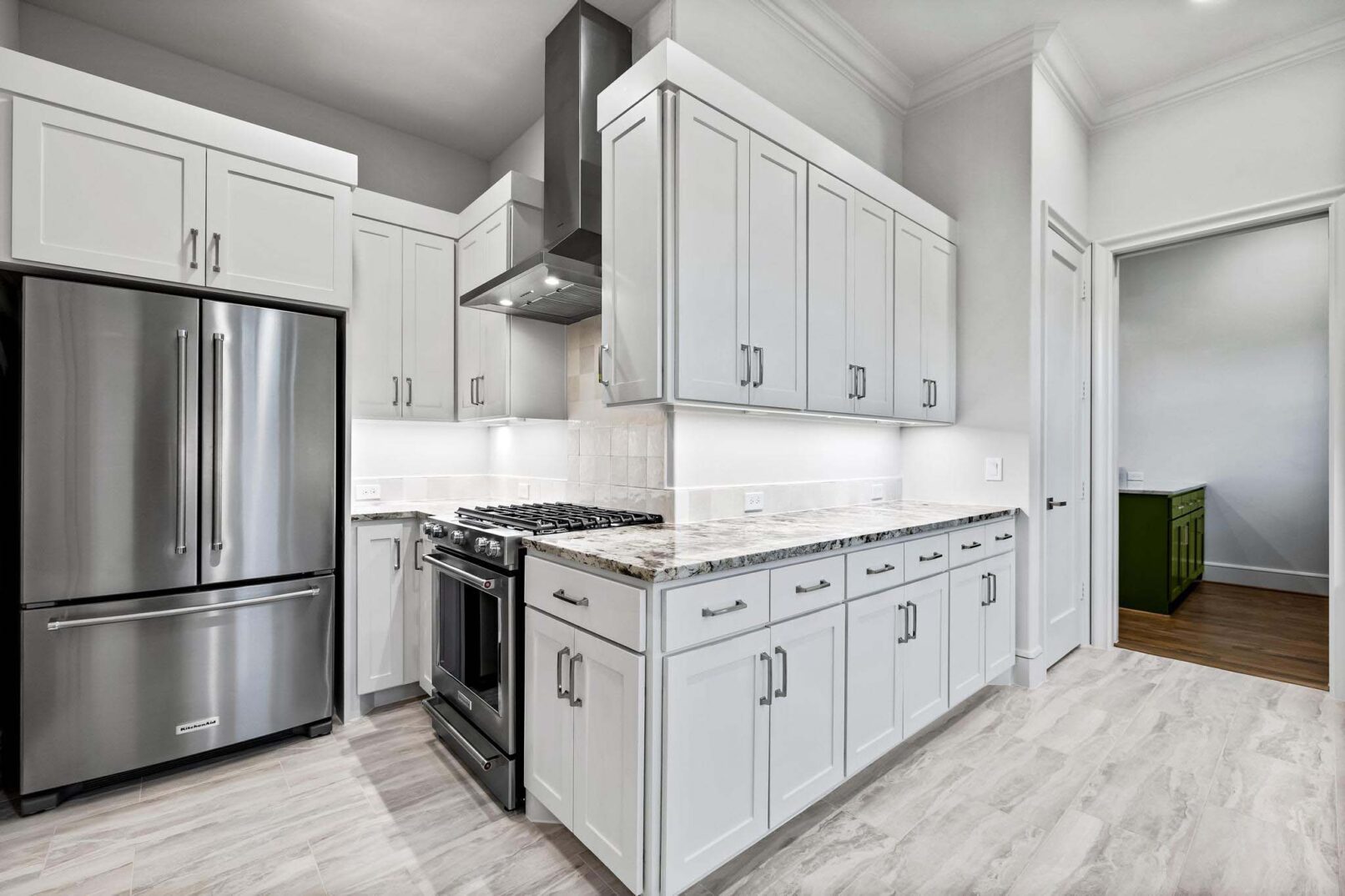 Desco Fine Homes is a high performance custom home builder in North Texas. We build custom homes in Dallas, Plano, Preston Hollow, Lakewood, M-Streets.