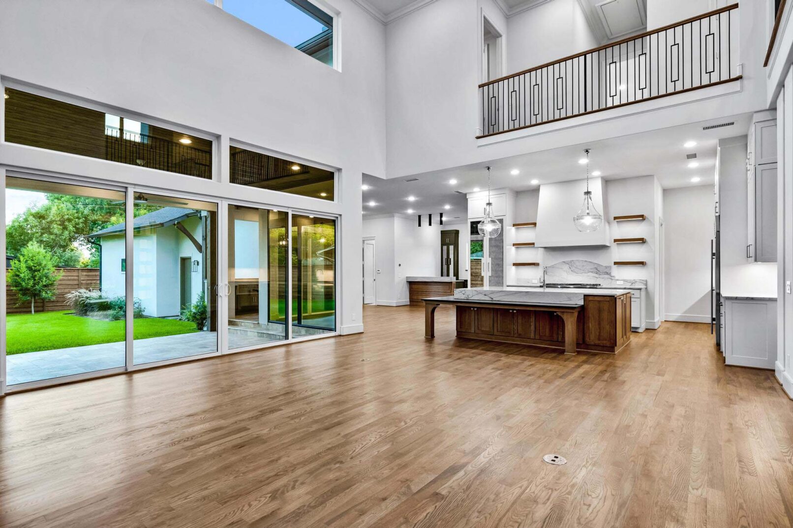 Desco Fine Homes is a high performance custom home builder in North Texas. We build custom homes in Dallas, Plano, Preston Hollow, Lakewood, M-Streets.