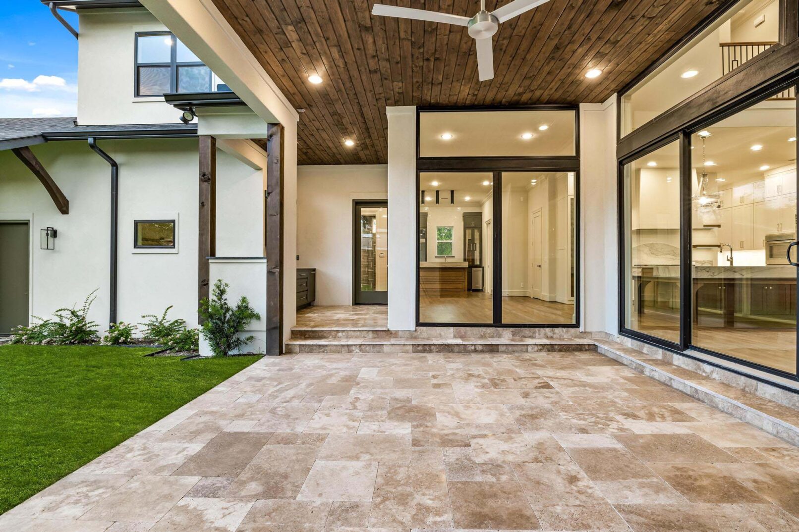 Desco Fine Homes is a high performance custom home builder in North Texas. We build custom homes in Dallas, Plano, Preston Hollow, Lakewood, M-Streets.