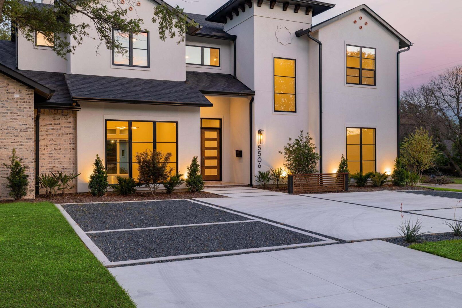 Desco Fine Homes is a high performance custom home builder in North Texas. We build custom homes in Dallas, Plano, Preston Hollow, Lakewood, M-Streets.