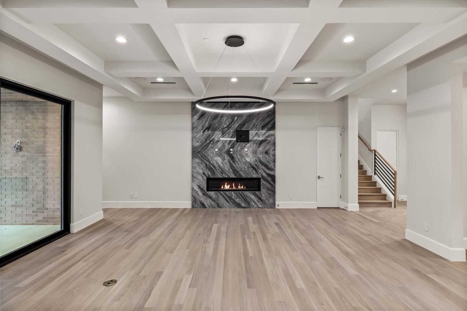 Desco Fine Homes is a high performance custom home builder in North Texas. We build custom homes in Dallas, Preston Hollow.