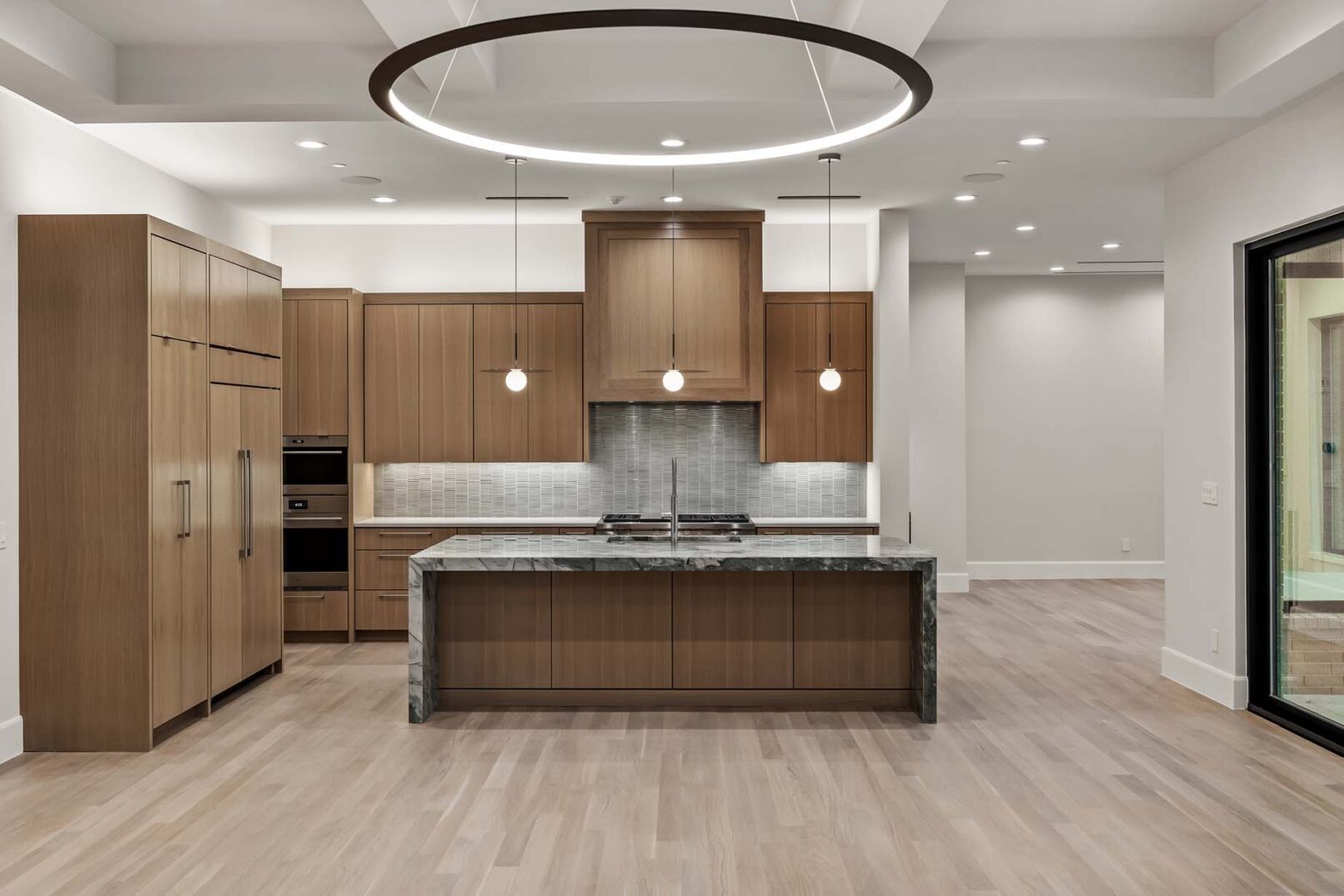 Desco Fine Homes is a high performance custom home builder in North Texas. We build custom homes in Dallas, Preston Hollow.