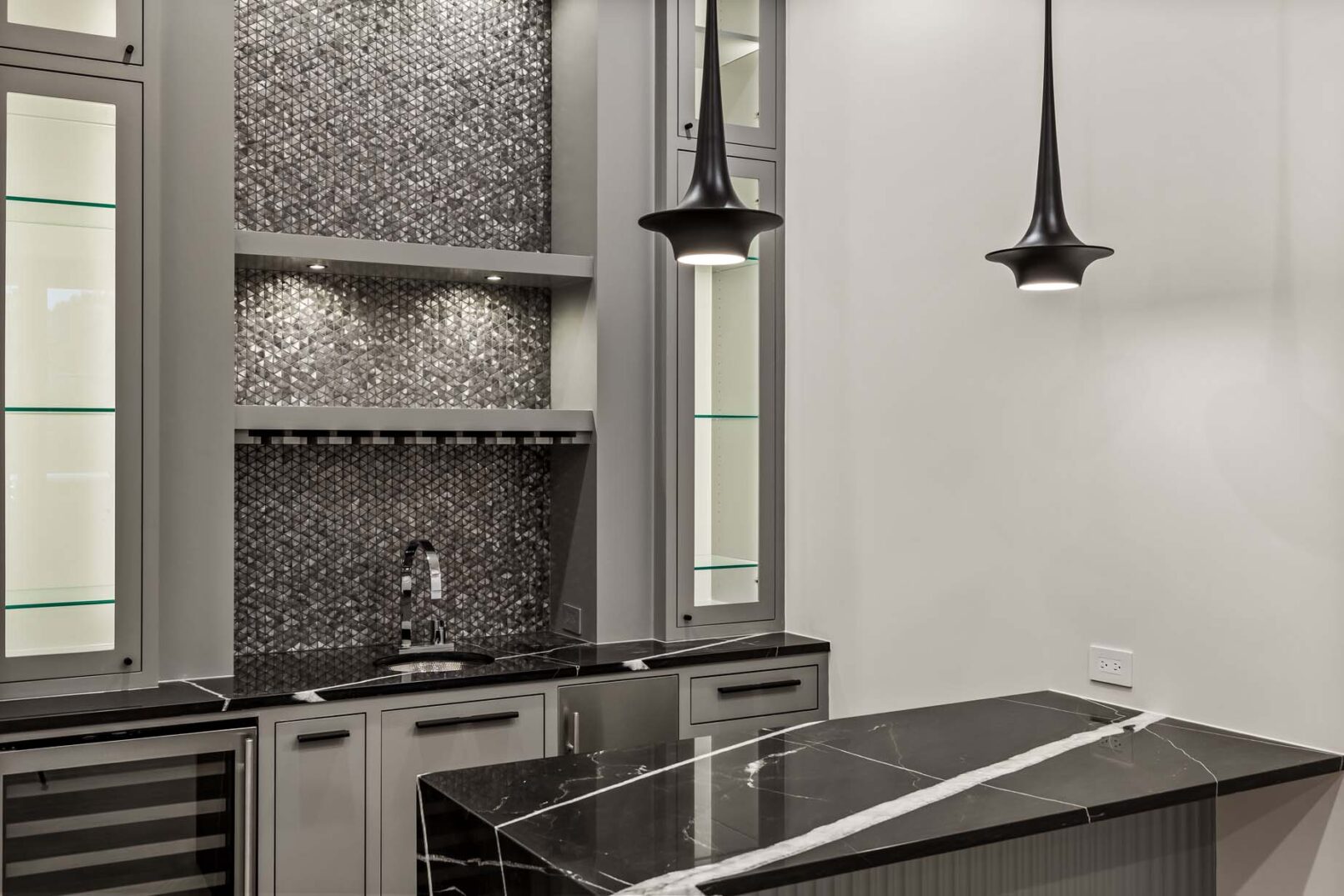 Desco Fine Homes is a high performance custom home builder in North Texas. We build custom homes in Dallas, Preston Hollow.