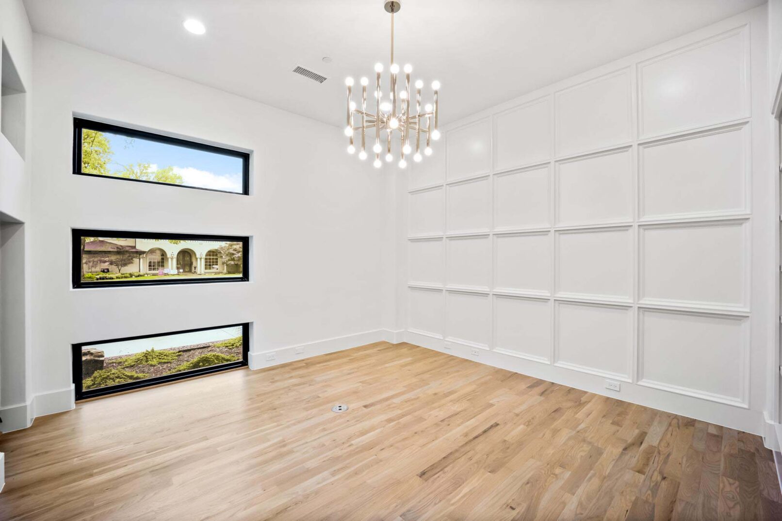 Desco Fine Homes is a high performance custom home builder in North Texas. We build custom homes in Dallas, Preston Hollow.