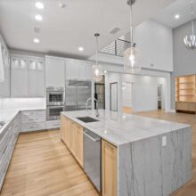 Desco Fine Homes is a high performance custom home builder in North Texas. We build custom homes in Dallas, Preston Hollow.