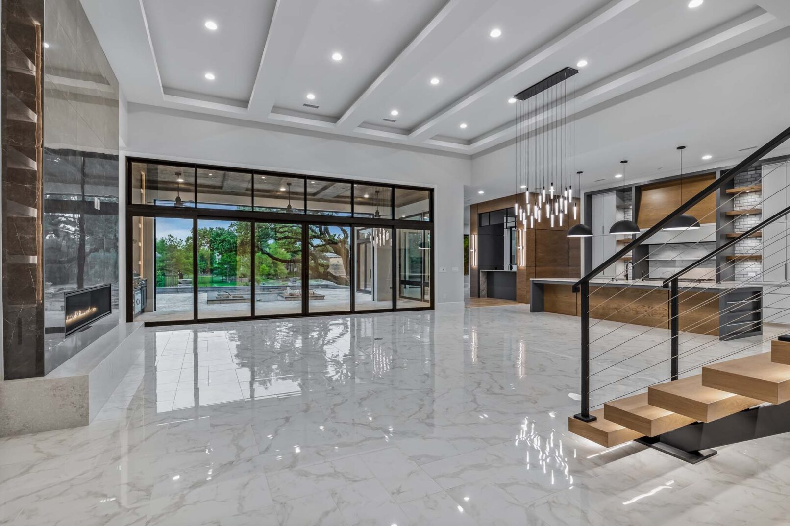 Desco Fine Homes is a high performance custom home builder in North Texas. We build custom homes in Dallas, Plano, Preston Hollow, Lakewood, M-Streets.