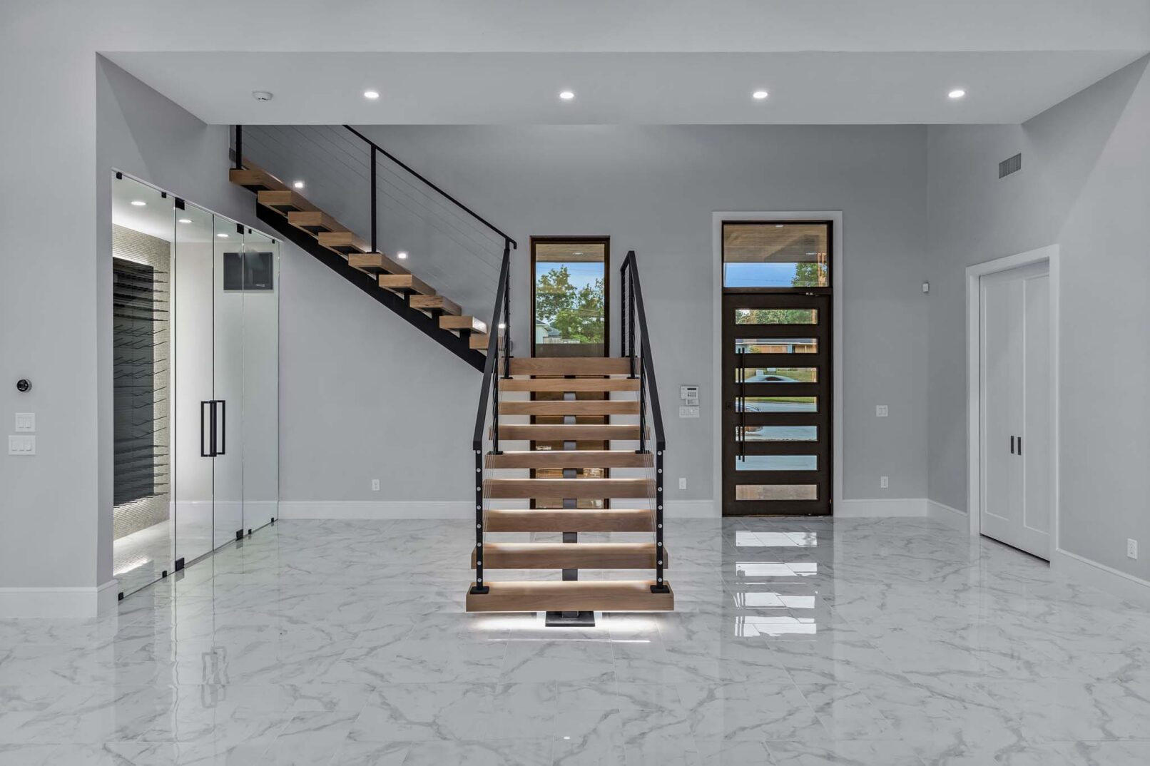 Desco Fine Homes is a high performance custom home builder in North Texas. We build custom homes in Dallas, Plano, Preston Hollow, Lakewood, M-Streets.