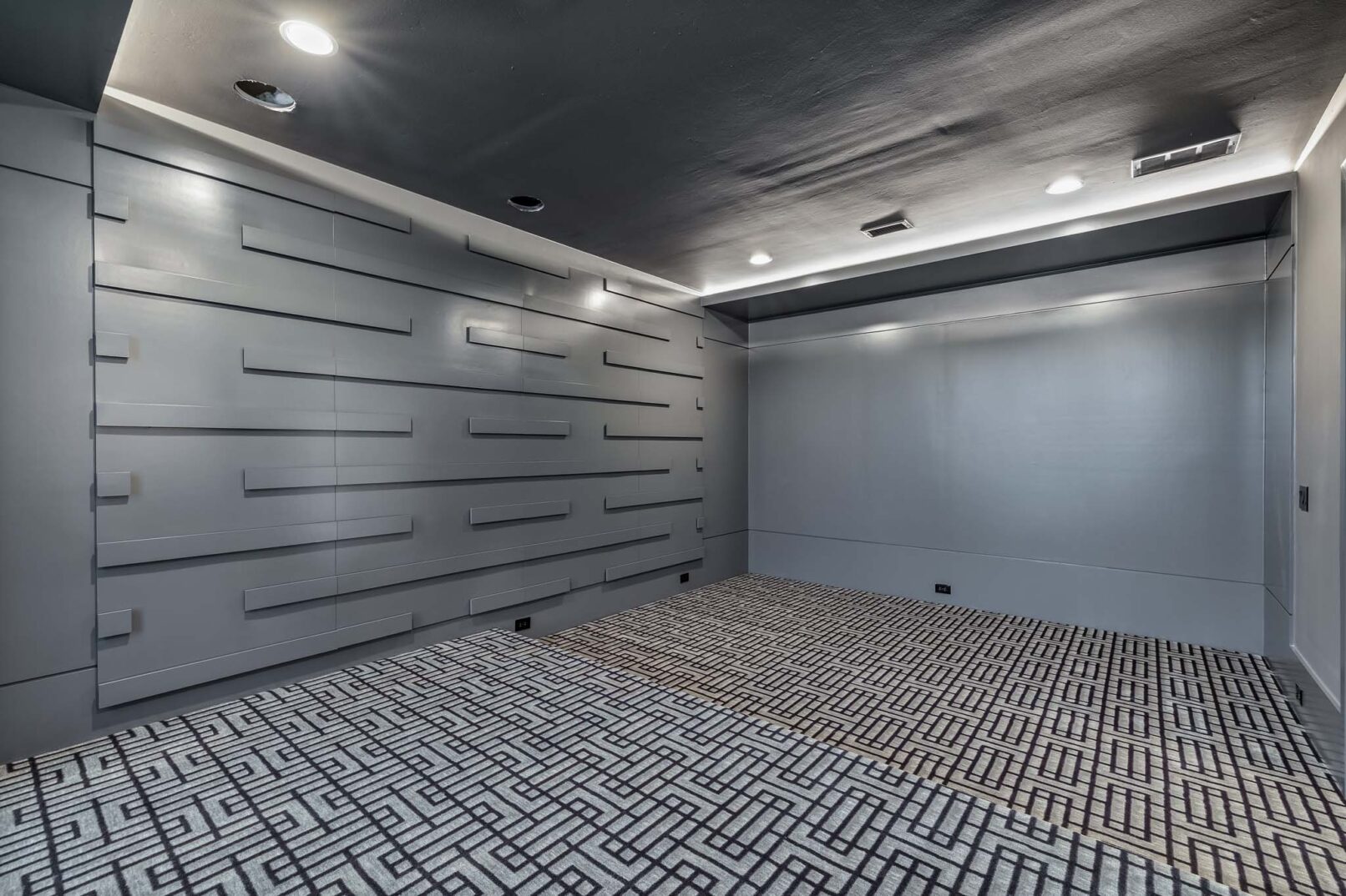 Desco Fine Homes is a high performance custom home builder in North Texas. We build custom homes in Dallas, Plano, Preston Hollow, Lakewood, M-Streets.