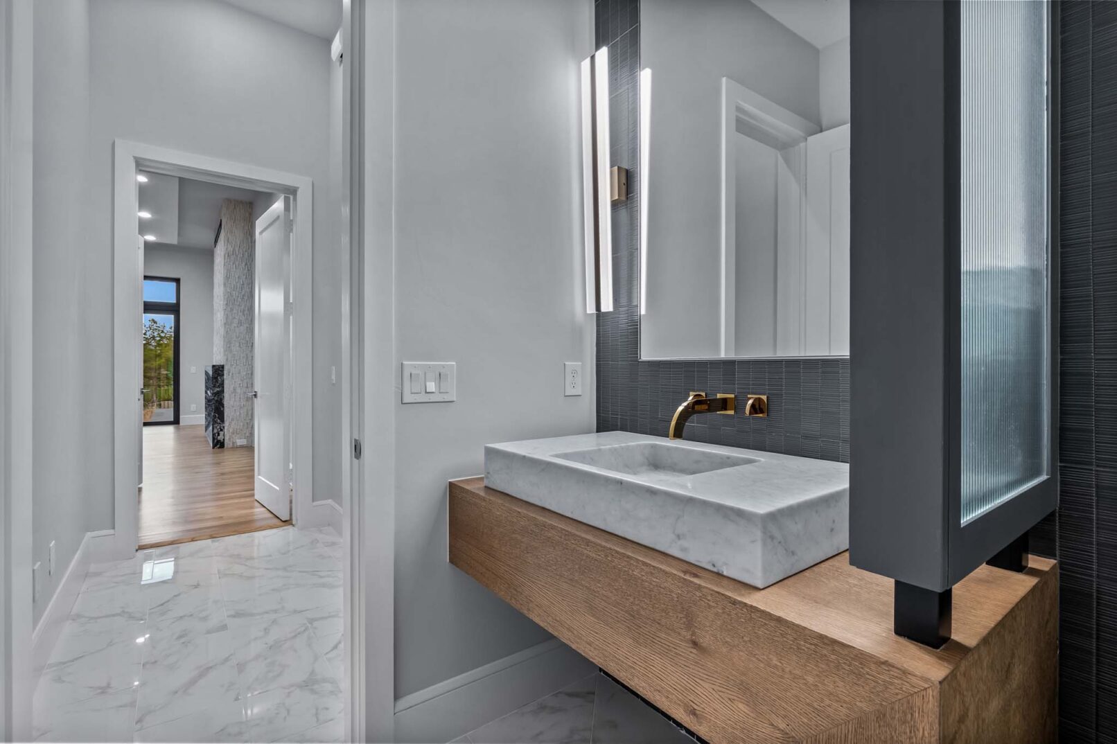 Desco Fine Homes is a high performance custom home builder in North Texas. We build custom homes in Dallas, Plano, Preston Hollow, Lakewood, M-Streets.