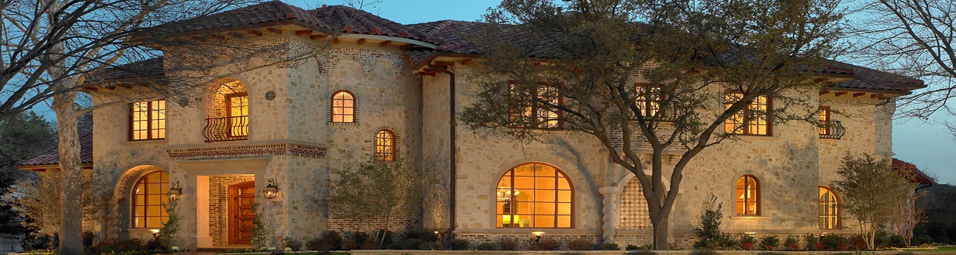 Desco Fine Homes is an award-winning custom home builder in North Dallas. We build custom homes and remodel in areas of North Dallas, including Plano, Bent Tree, Preston Hollow, Lakewood, and the M-Streets. Call us at: 972-381-8995